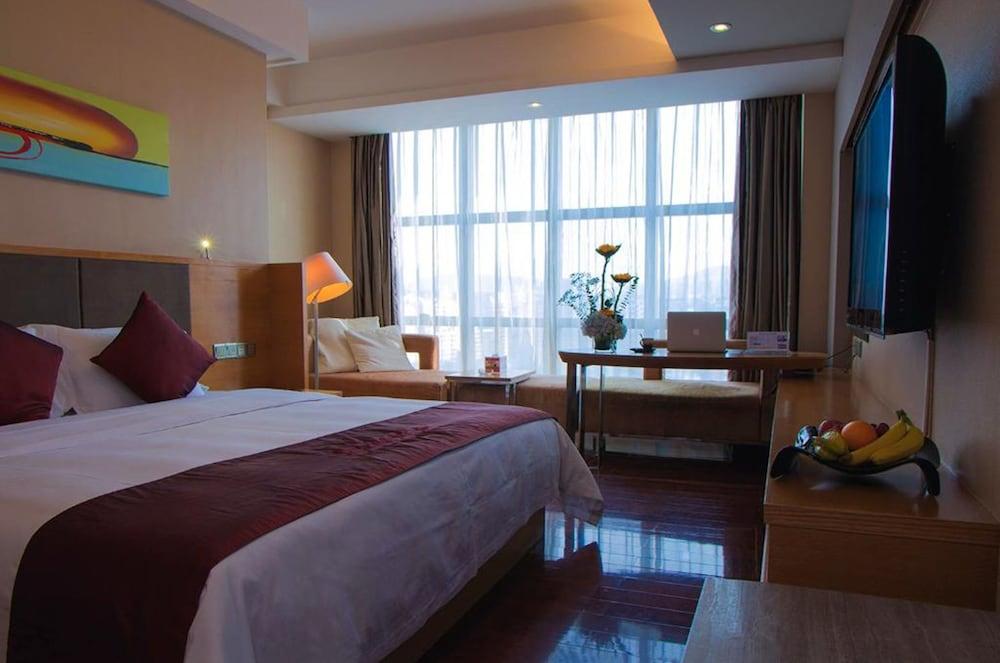 Shenzhen Ramada Plaza, North Railway Station Hotel Exterior photo